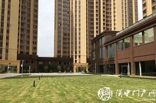 業(yè)主投訴漢中清水灣新房交付問題多，住建局叫停違規(guī)交房