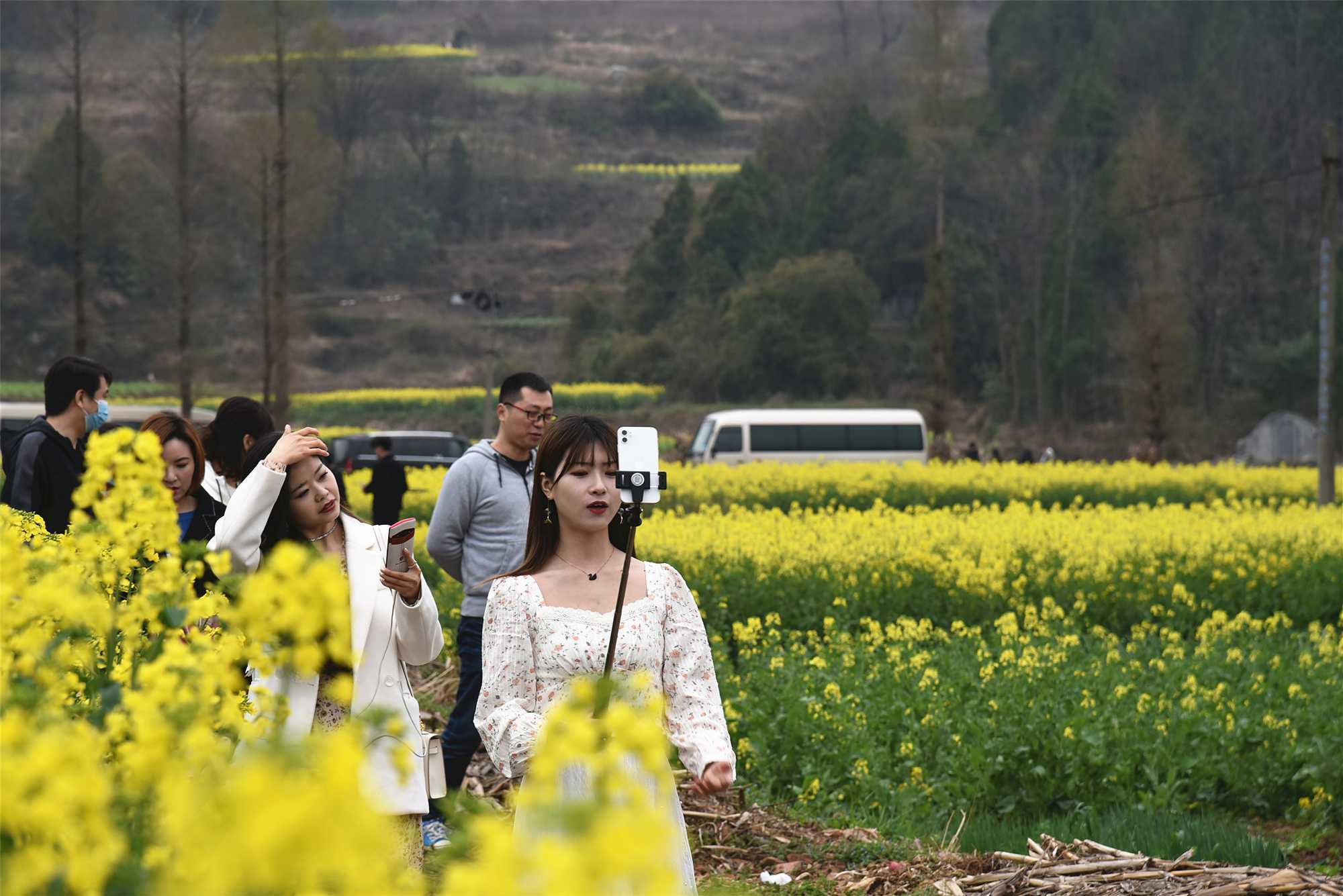 “2021中國(guó)最美油菜花?！h中旅游文化節(jié)”南鄭分會(huì)場(chǎng)啟幕