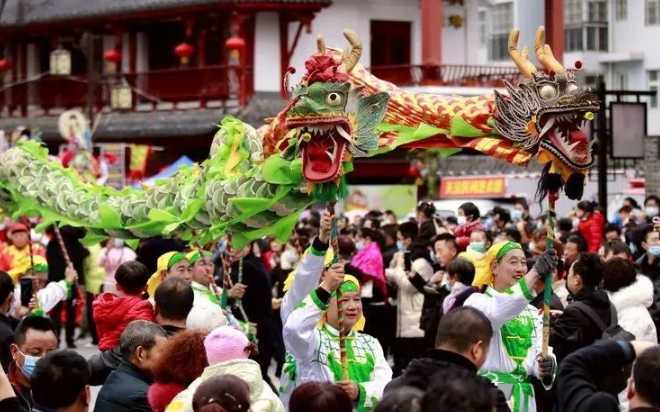 正月十五，非遺文化展演在褒國(guó)古鎮(zhèn)舉行！