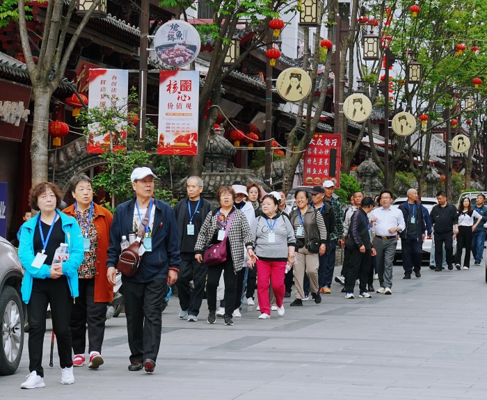 “西漢攜手 樂(lè)游享老”旅居首發(fā)團(tuán)抵達(dá)漢中