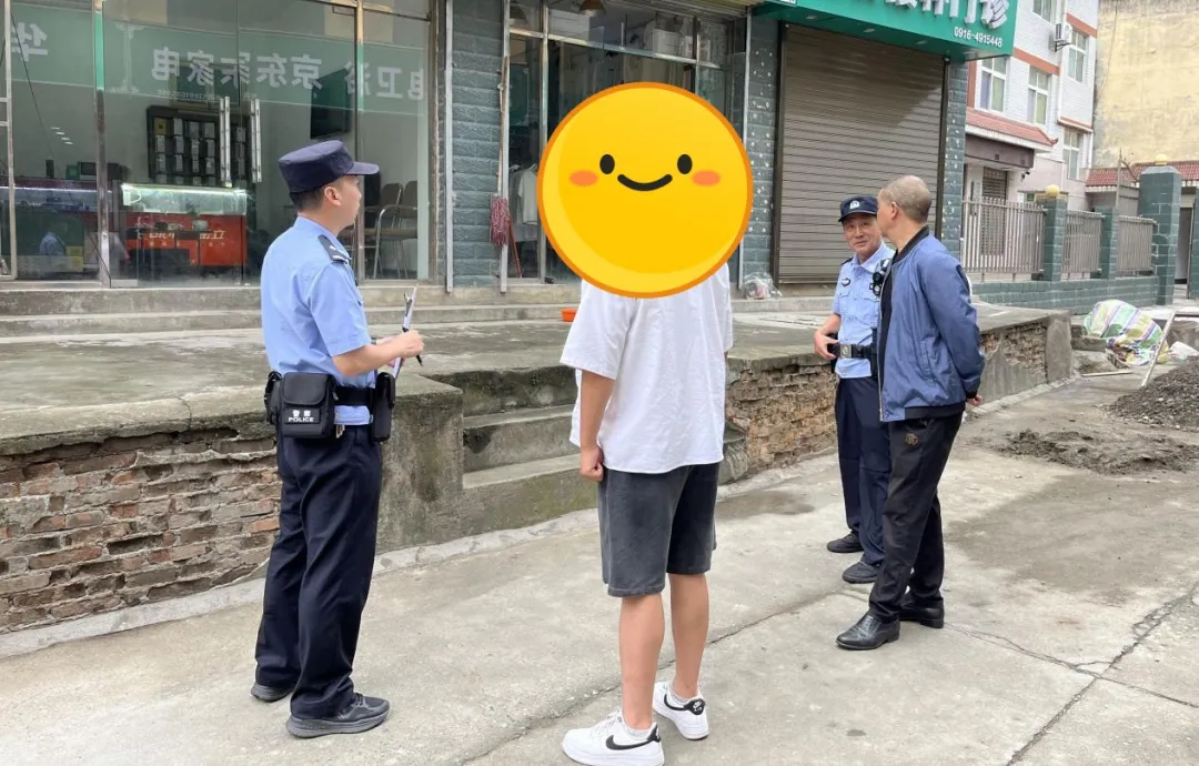 小伙任性離家出走，漢中民警深山尋回