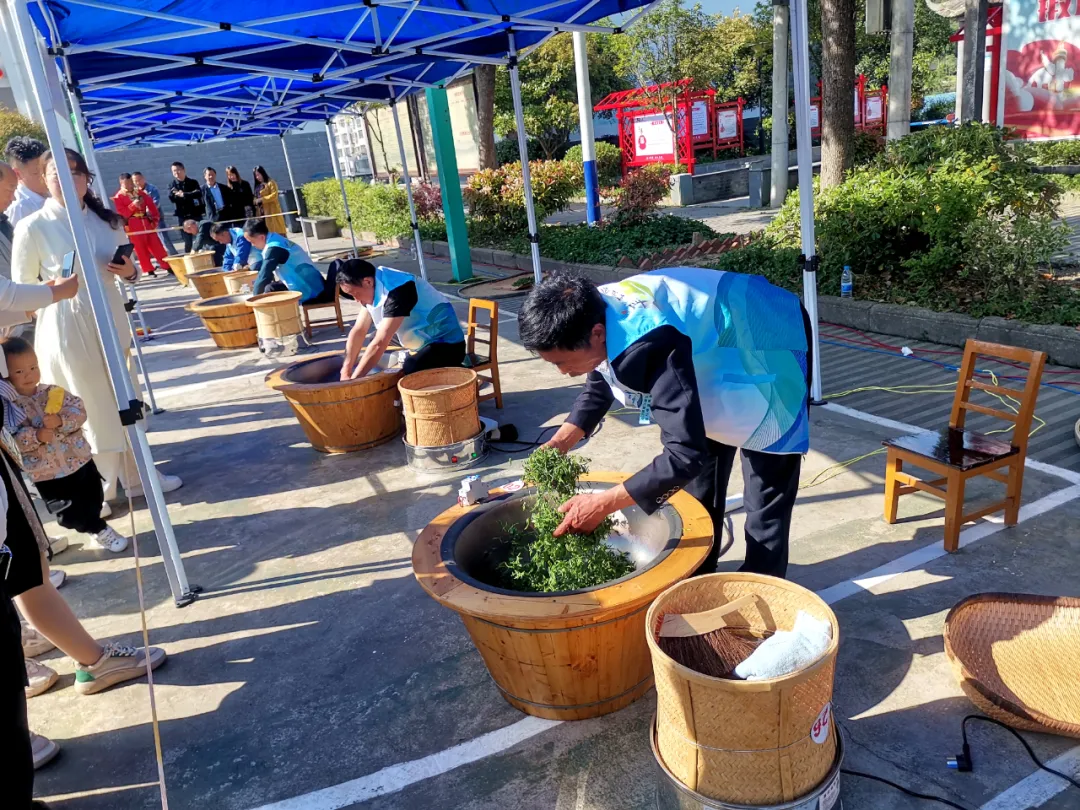 西鄉(xiāng)縣高川鎮(zhèn)第三屆“生態(tài)茶鄉(xiāng)·高川味道”茶事活動(dòng)精彩紛呈！