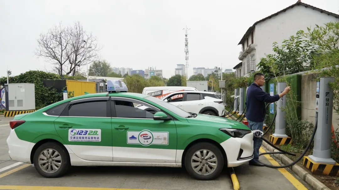 漢臺區(qū)：停車有位 幸福加點“位”